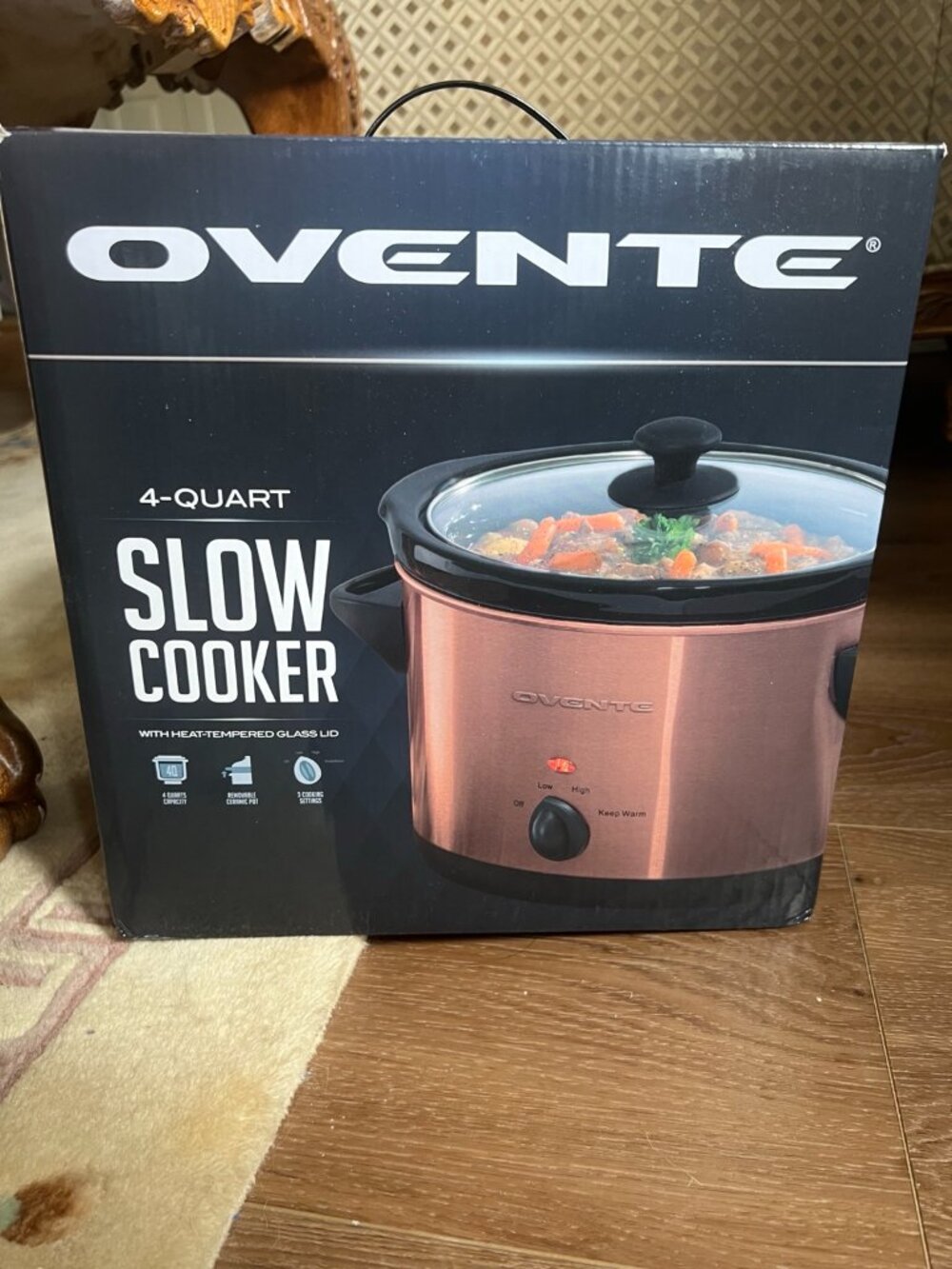 Ovente 4-Quart Slow Cooker with Removable Ceramic Pot & Glass Lid (Rose Gold)